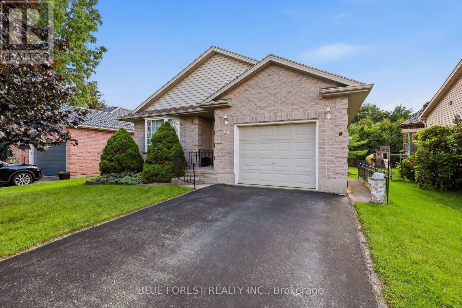 $649,900236 Margaret Street, Dutton/dunwich, Ontario