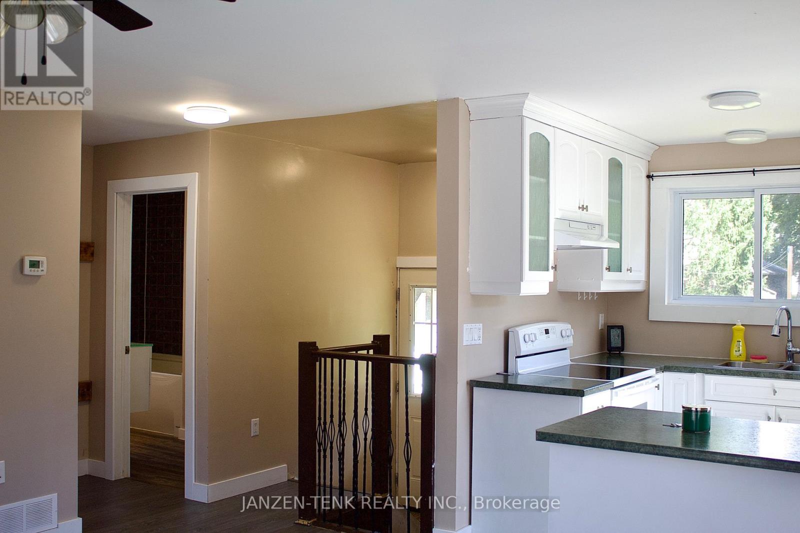 15 St Andrew Street, Aylmer, Ontario  N5H 2M9 - Photo 6 - X13724114