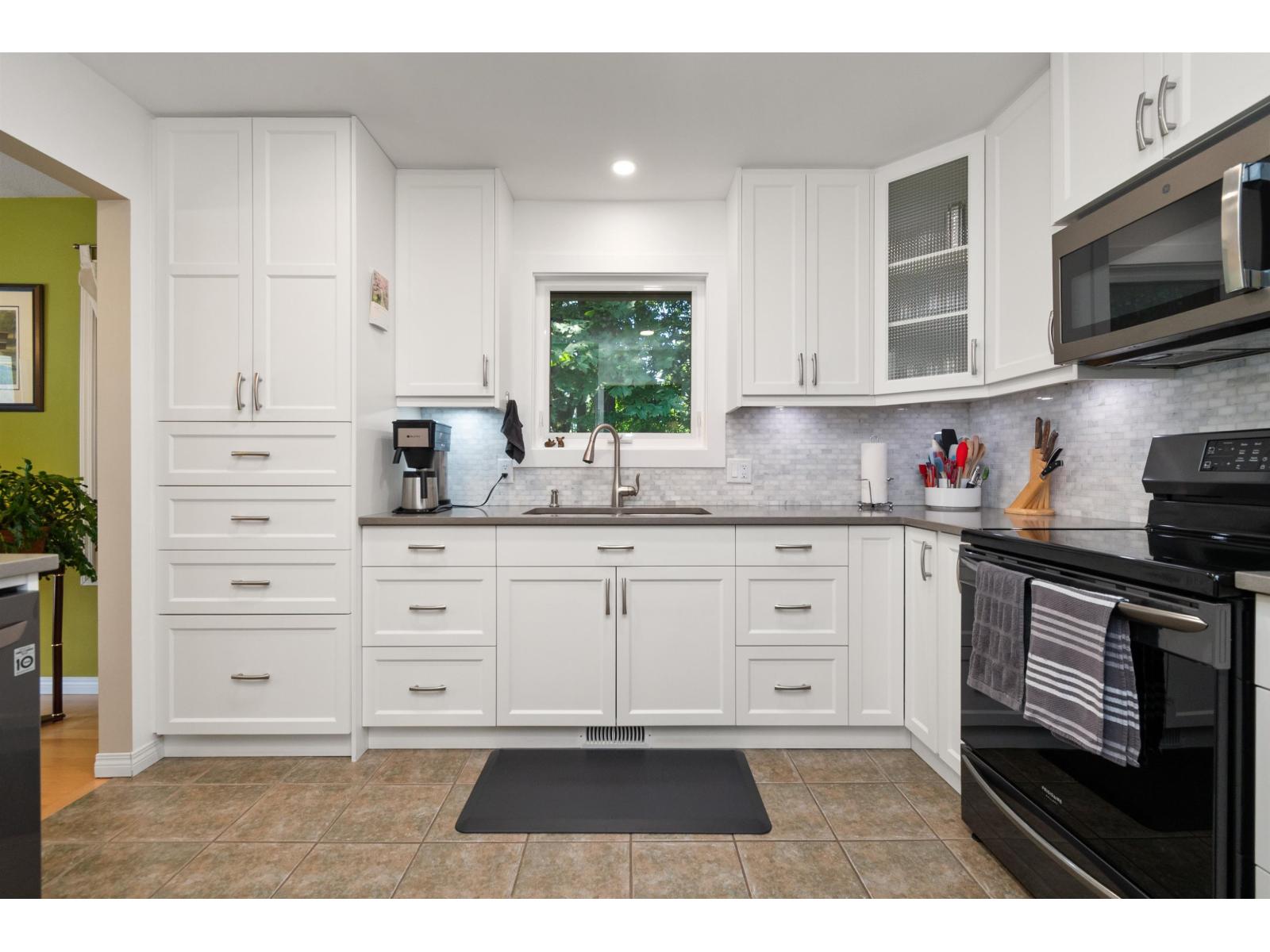 21035 Swallow Place, Hope, Hope, British Columbia  V0X 1L1 - Photo 14 - R3126428