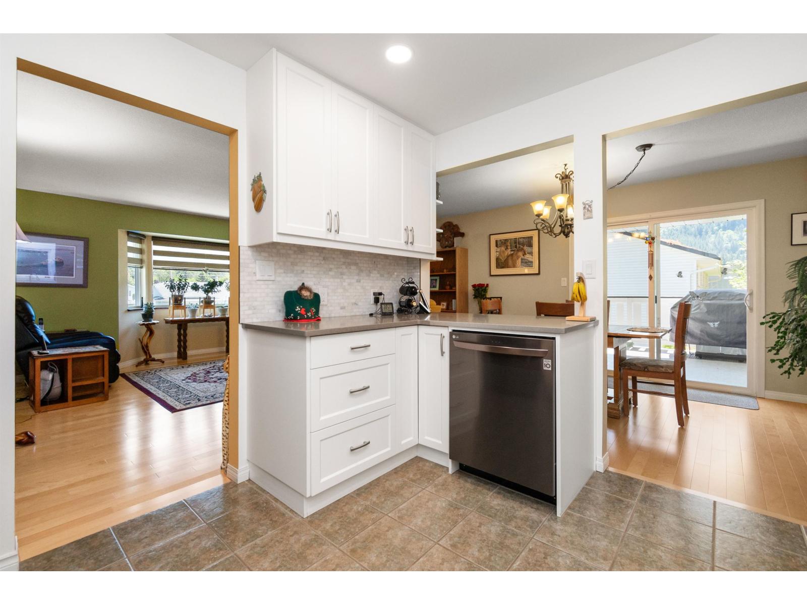 21035 Swallow Place, Hope, Hope, British Columbia  V0X 1L1 - Photo 15 - R3126428