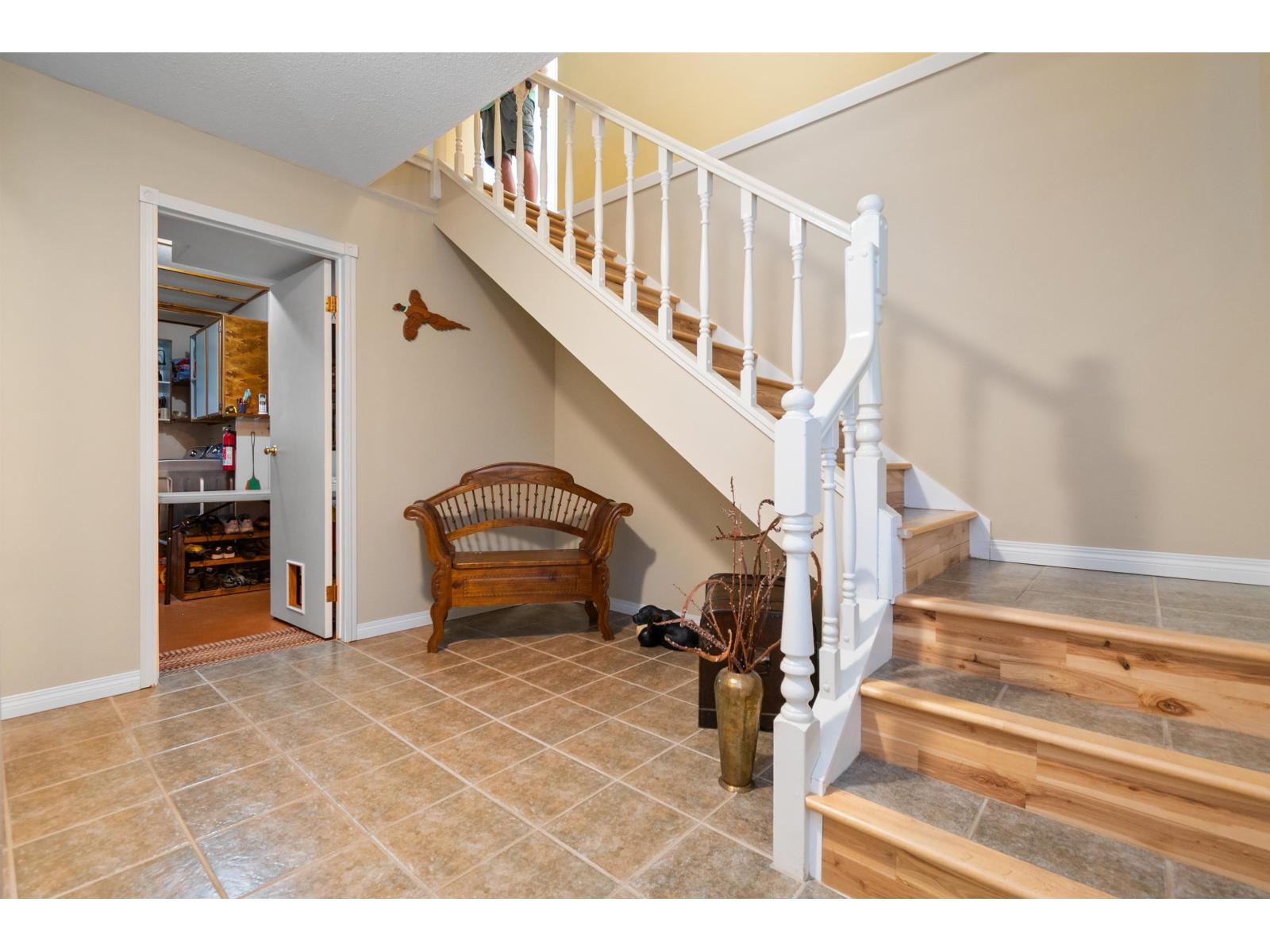 21035 Swallow Place, Hope, Hope, British Columbia  V0X 1L1 - Photo 24 - R3126428