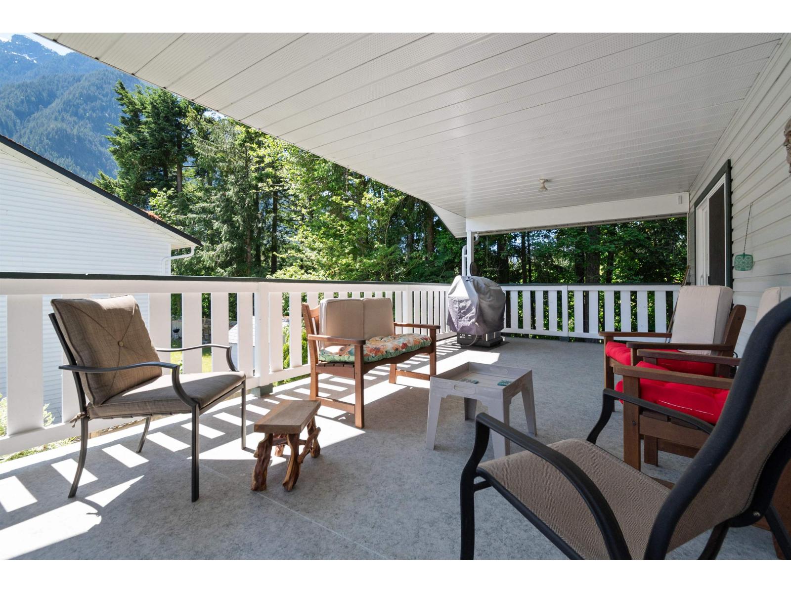 21035 Swallow Place, Hope, Hope, British Columbia  V0X 1L1 - Photo 33 - R3126428