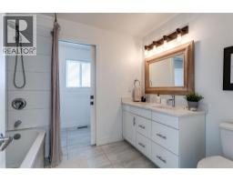 4445 Gordon Drive, Kelowna, British Columbia  V1W 1S9 - Photo 33 - 10385154