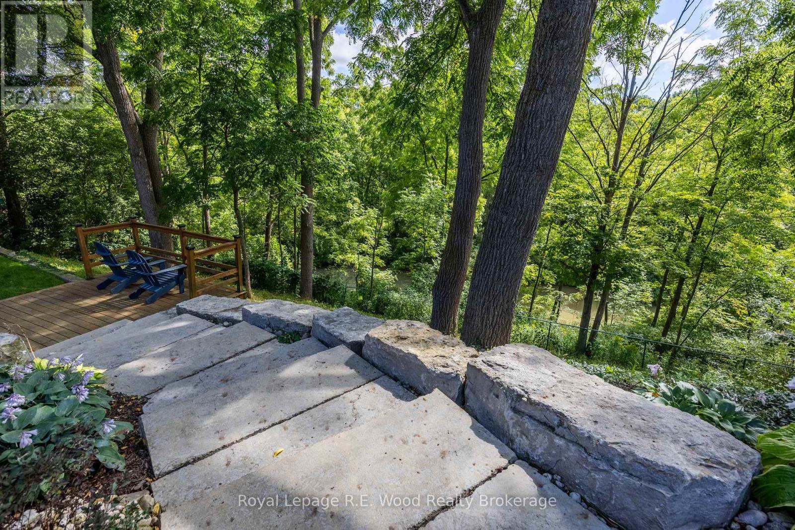 51 Parkwood Drive, Tillsonburg, Ontario  N4G 2B7 - Photo 38 - X13724124