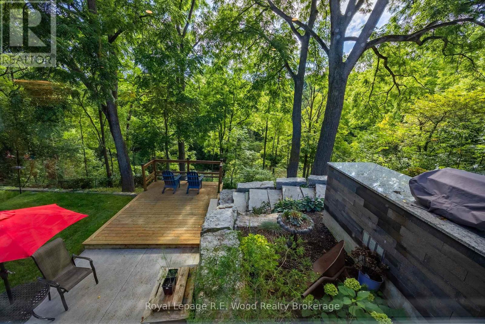 51 Parkwood Drive, Tillsonburg, Ontario  N4G 2B7 - Photo 6 - X13724124