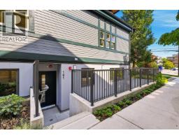 101 CUNNINGHAM STREET, New Westminster, British Columbia