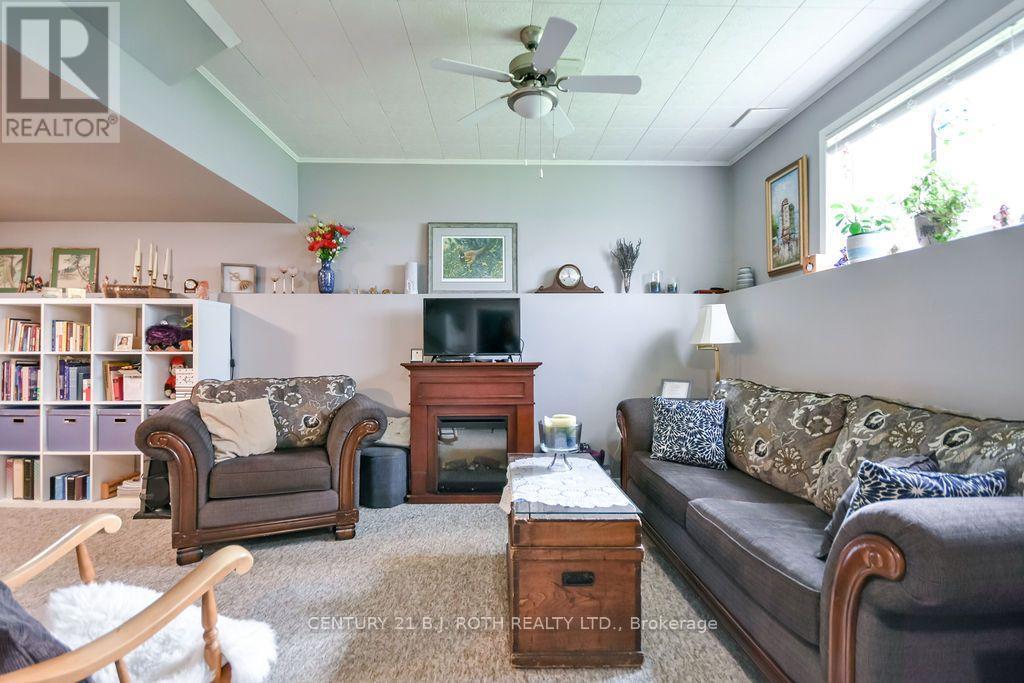 377 Mary Street, Orillia, Ontario  L3V 3G2 - Photo 29 - S13722600