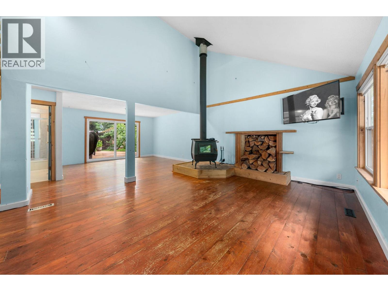 38260 Westway Avenue, Squamish, British Columbia V8B 0Y5 - Photo 4 - R3159758