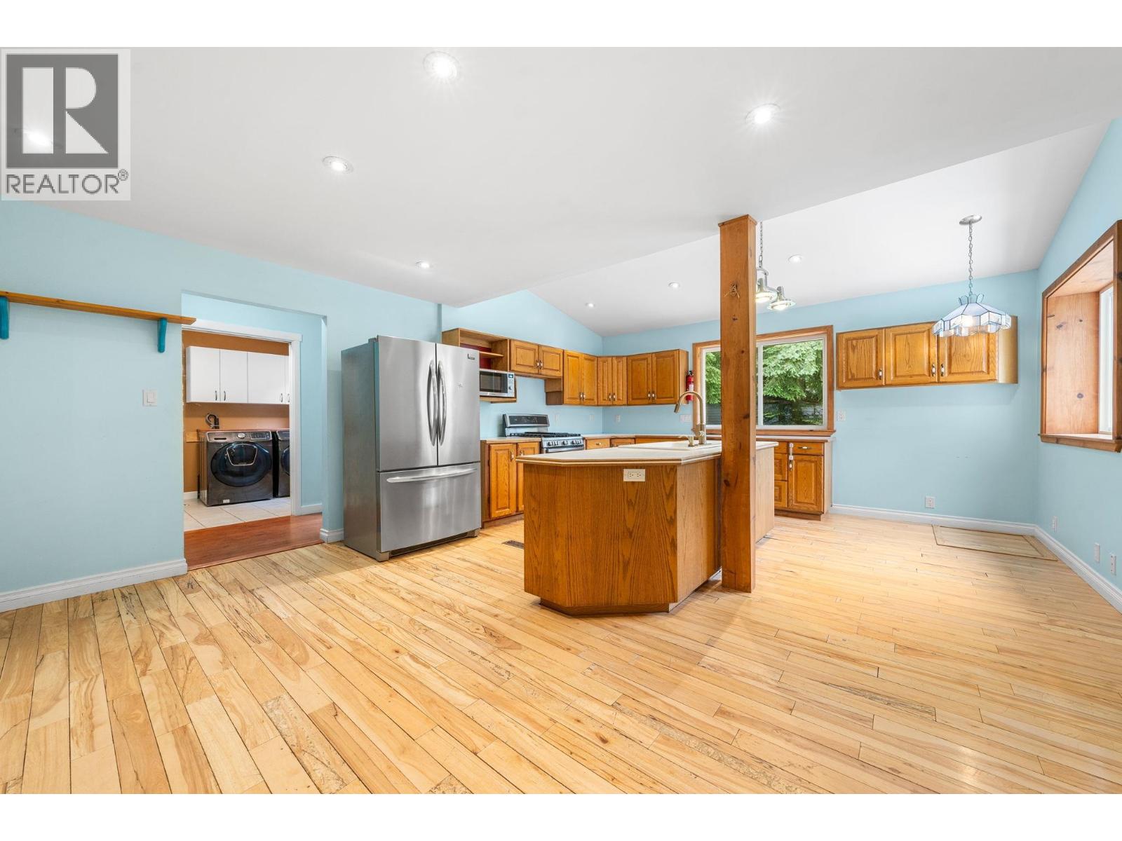 38260 Westway Avenue, Squamish, British Columbia V8B 0Y5 - Photo 6 - R3159758