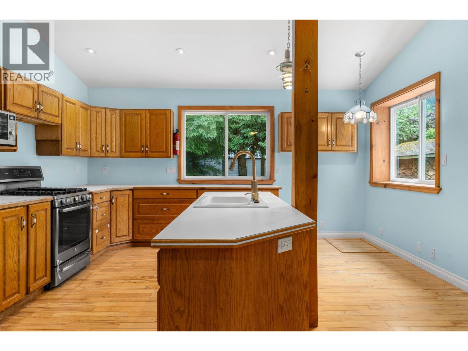 38260 Westway Avenue, Squamish, British Columbia V8B 0Y5 - Photo 7 - R3159758