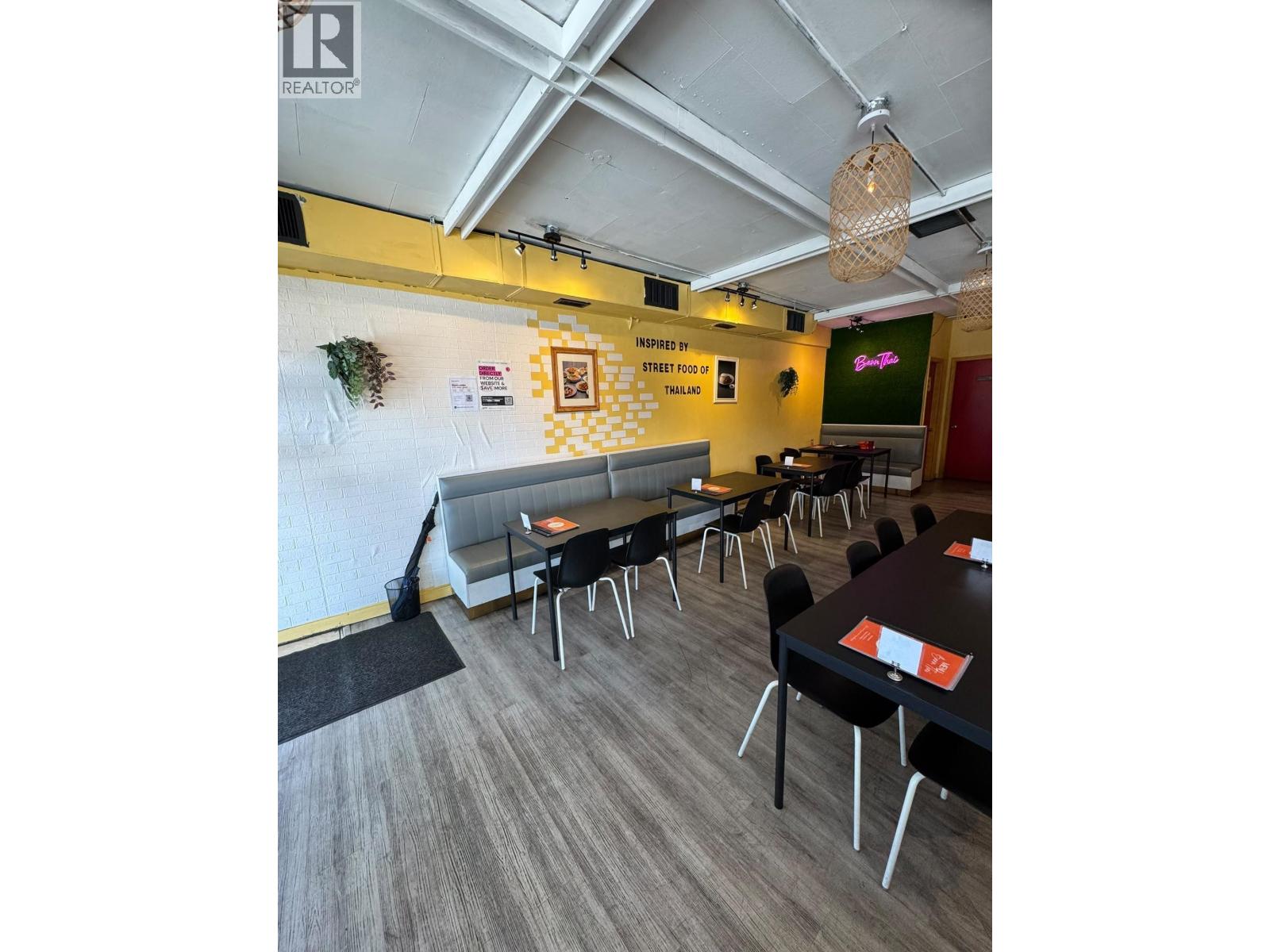 8542 Granville Street, Vancouver, British Columbia  V6P 4Z7 - Photo 3 - C8080348