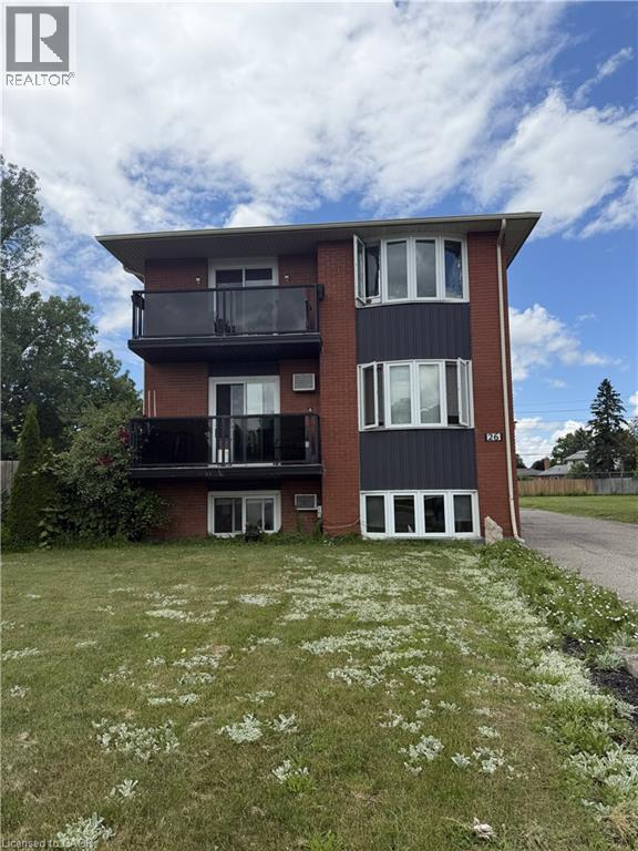 26 CARNABY Crescent, Kitchener, Ontario