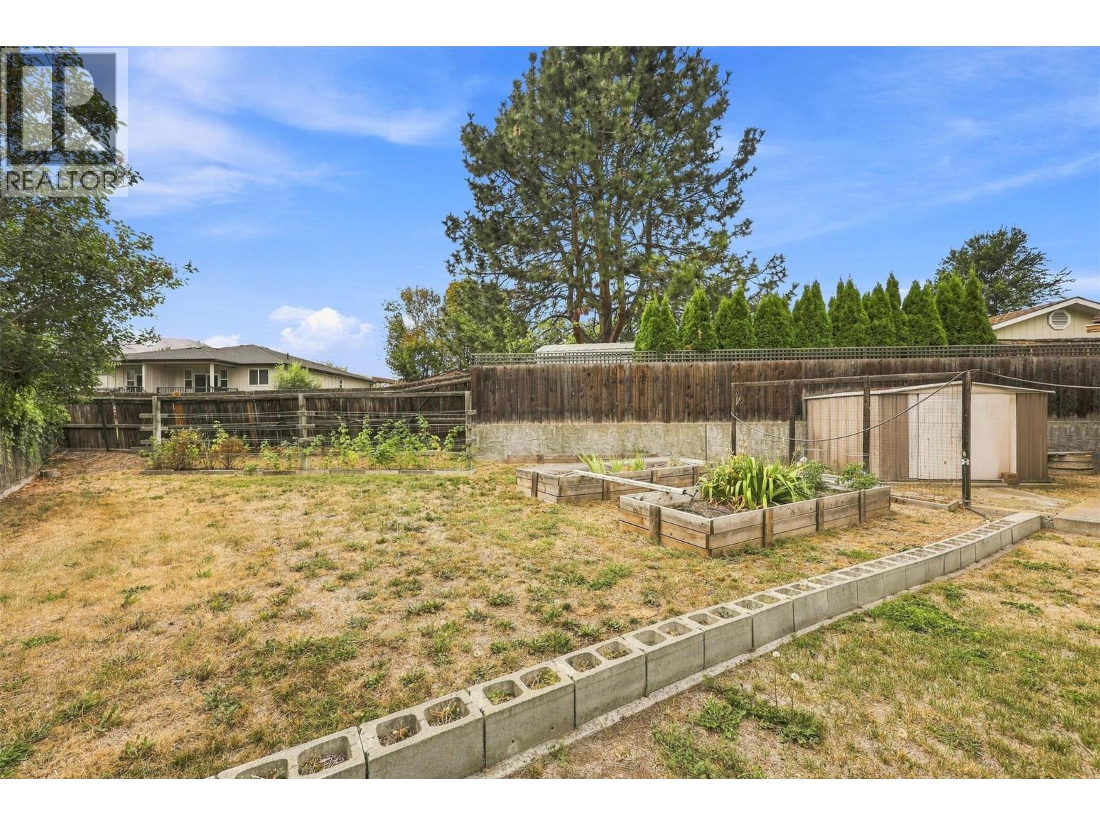 510 Huxley Place, Kamloops, British Columbia  V2B 5E5 - Photo 39 - 10398922