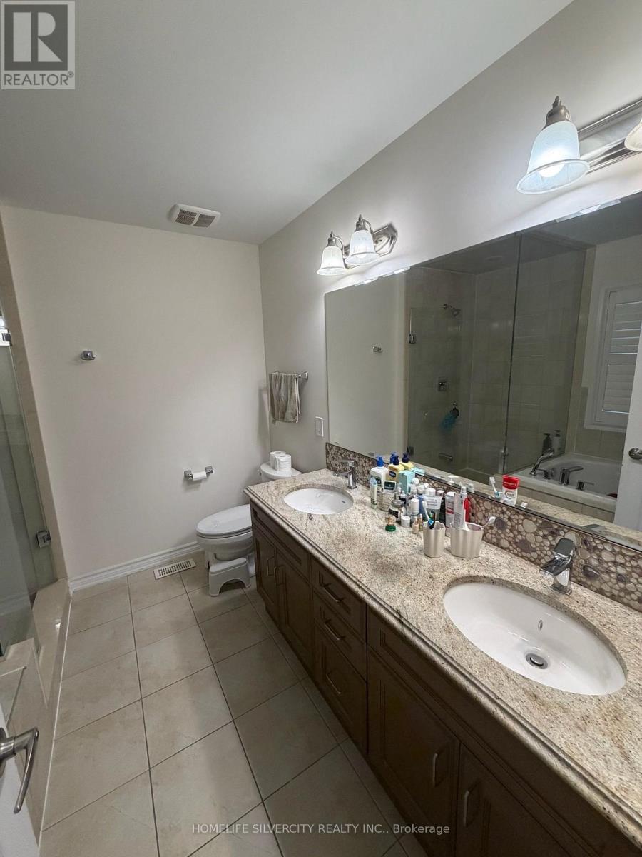 176 Robert Parkinson Drive, Brampton, Ontario  L7A 4G8 - Photo 19 - W13724122