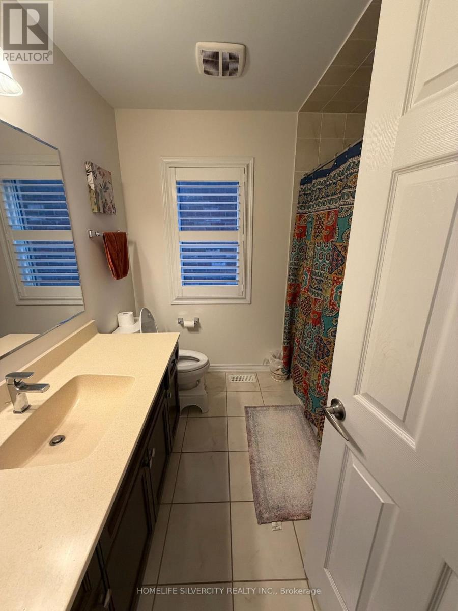 176 Robert Parkinson Drive, Brampton, Ontario  L7A 4G8 - Photo 24 - W13724122