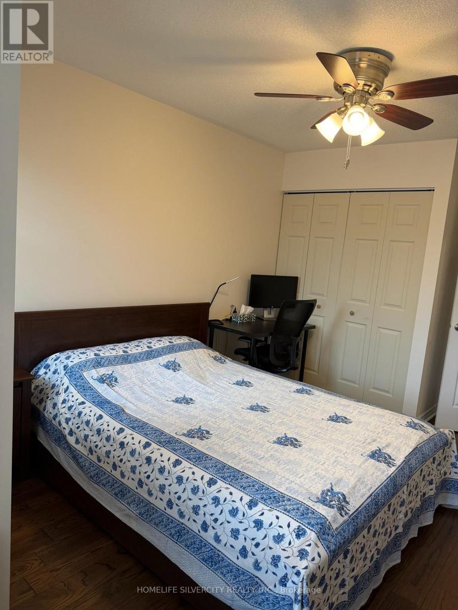 176 Robert Parkinson Drive, Brampton, Ontario  L7A 4G8 - Photo 25 - W13724122