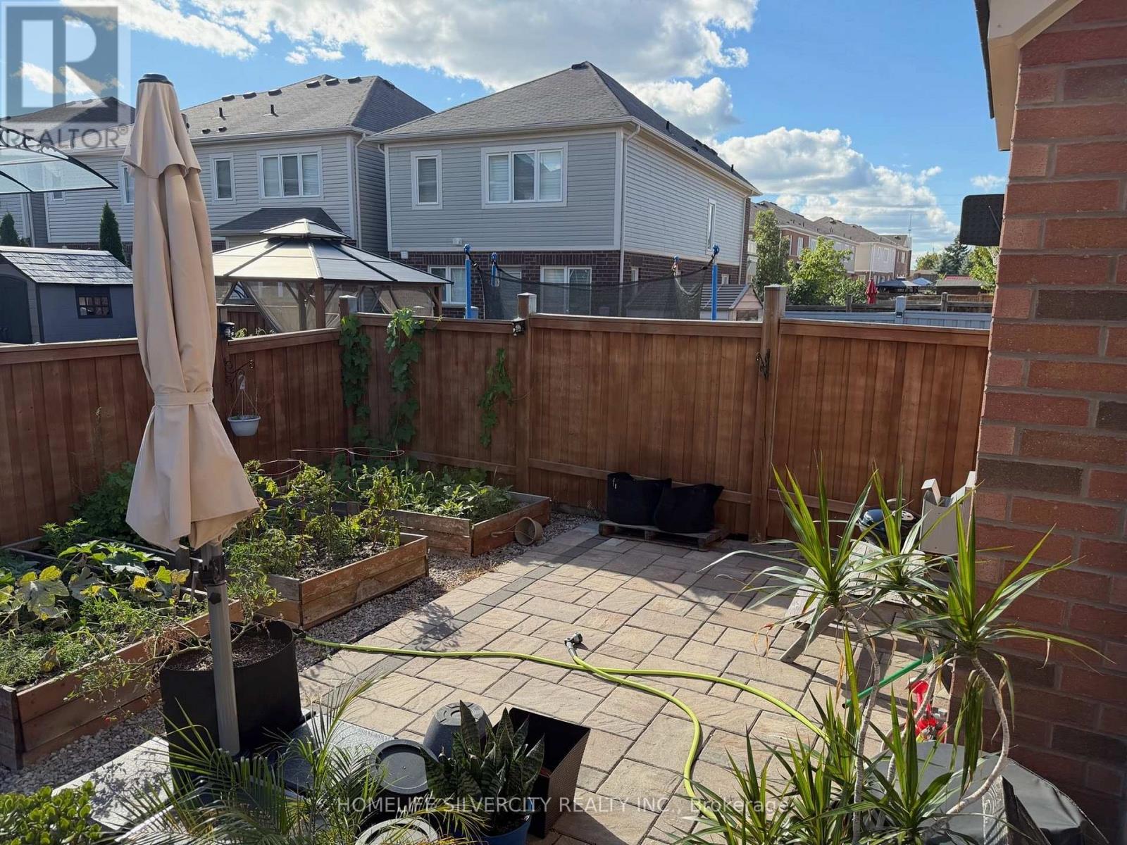 176 Robert Parkinson Drive, Brampton, Ontario L7A 4G8 - Photo 4 - W13724122