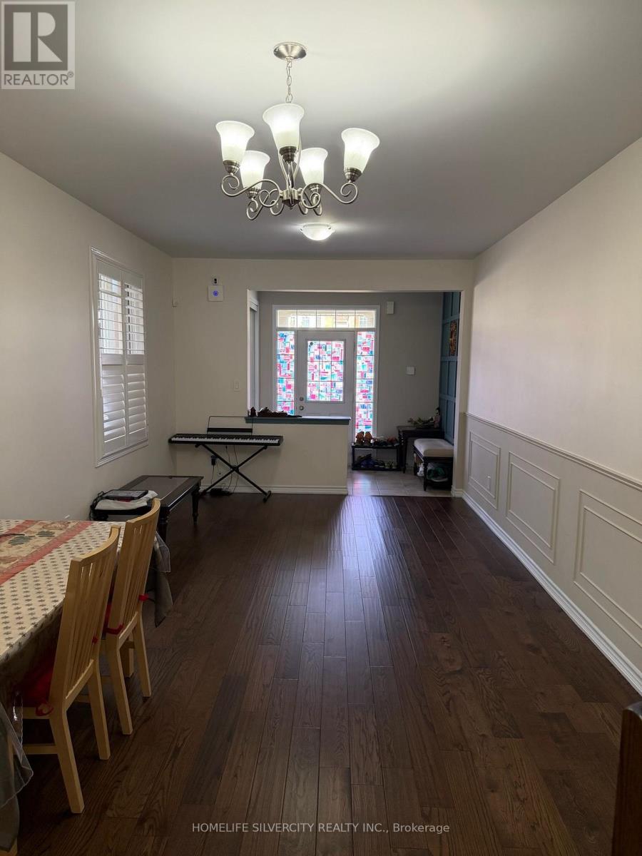 176 Robert Parkinson Drive, Brampton, Ontario  L7A 4G8 - Photo 6 - W13724122