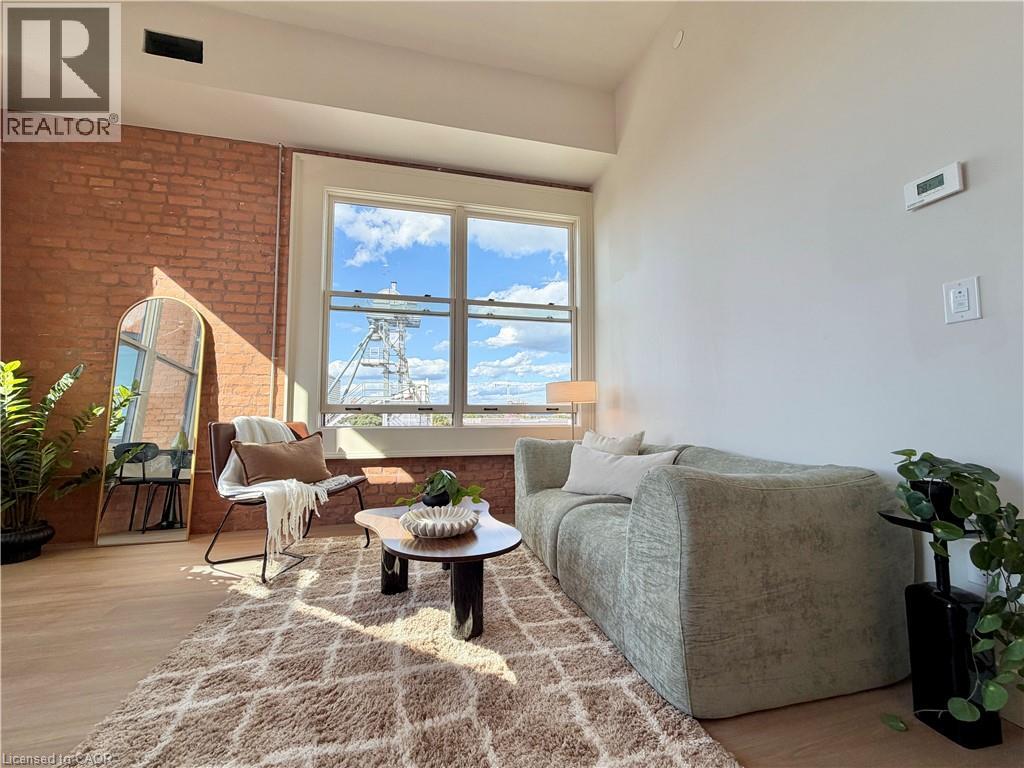 56 YORK Boulevard Unit# 407, Hamilton, Ontario