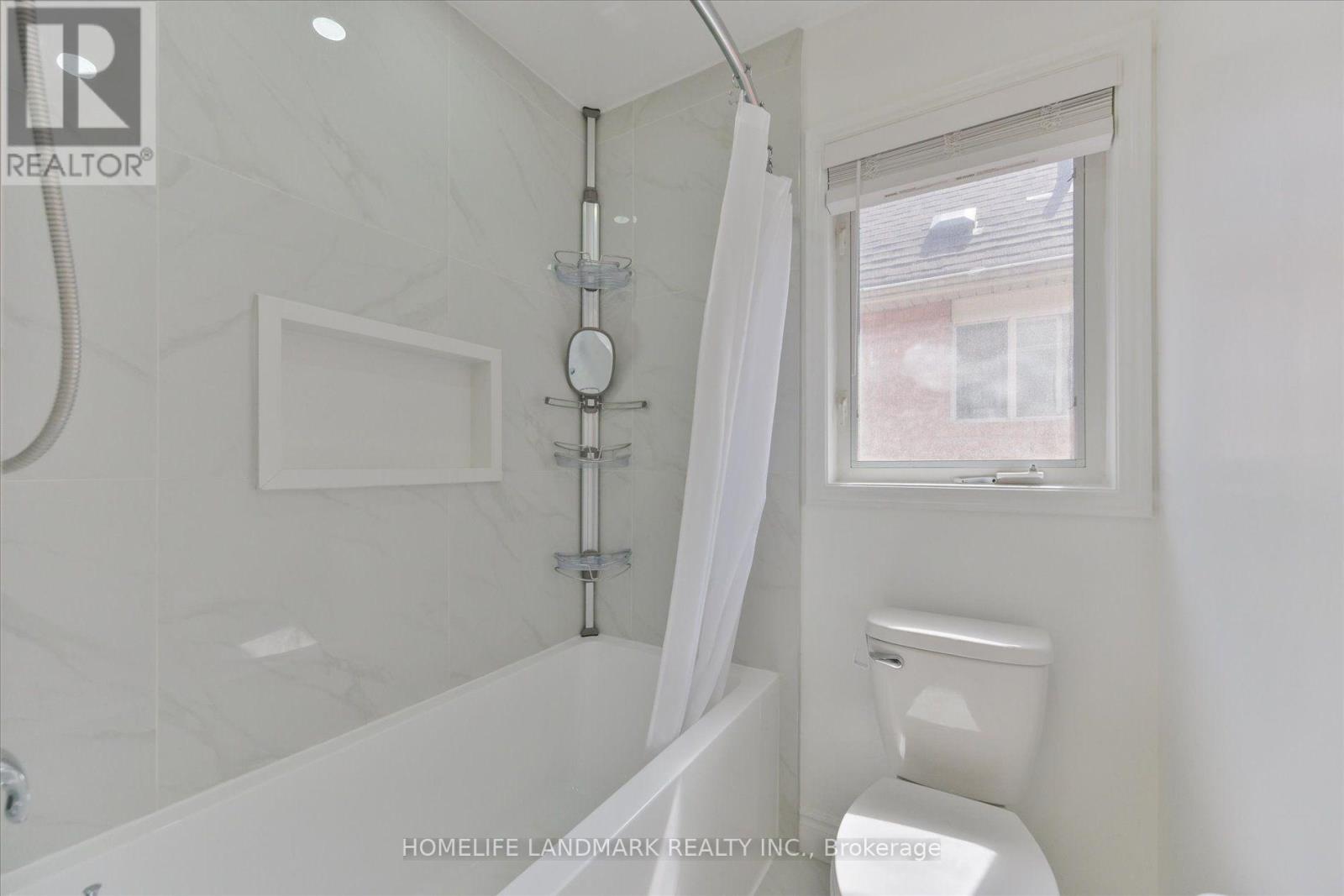 5415 Rochelle Way, Mississauga, Ontario  L5N 7Y2 - Photo 29 - W13721036