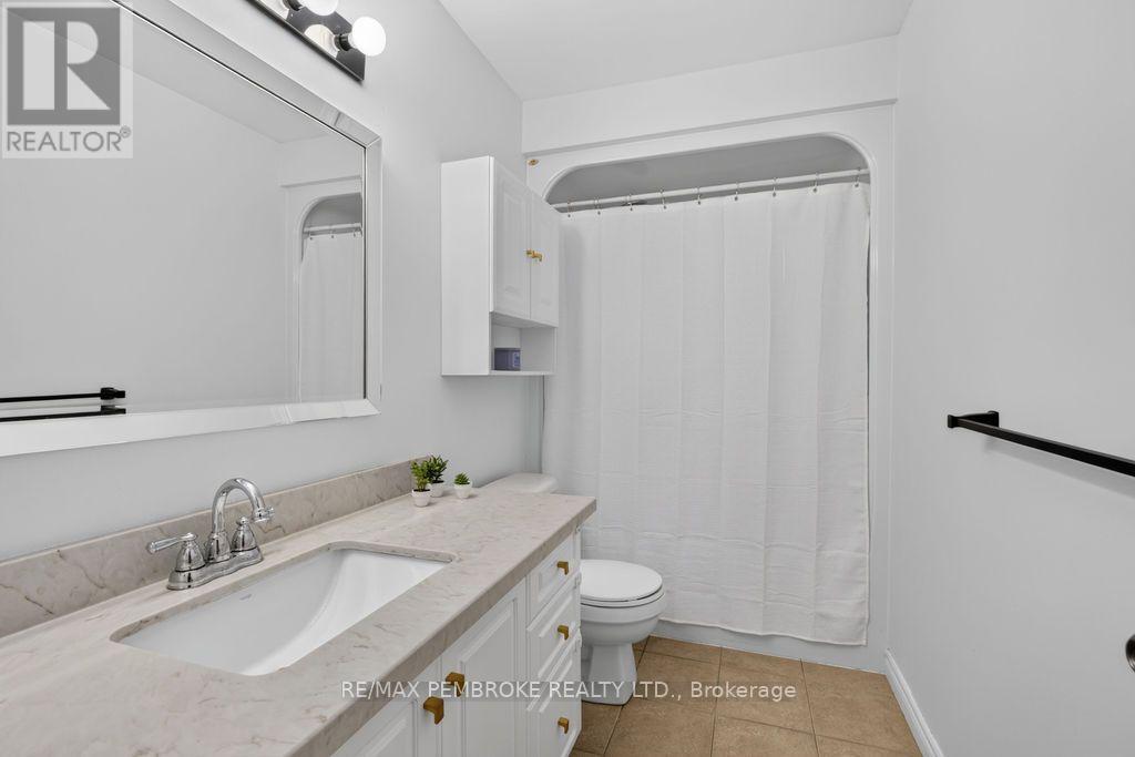 3 Winfield Street, Petawawa, Ontario  K8H 0A1 - Photo 22 - X13722686