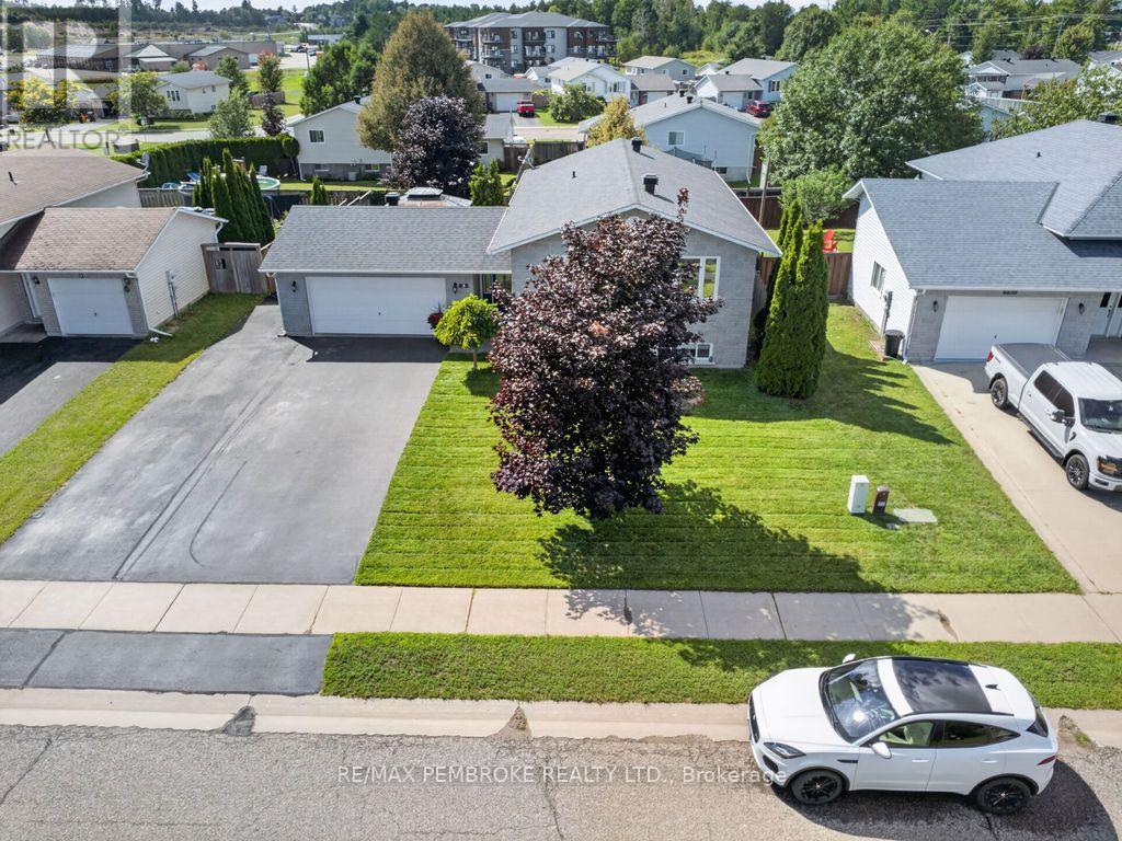 3 Winfield Street, Petawawa, Ontario  K8H 0A1 - Photo 36 - X13722686