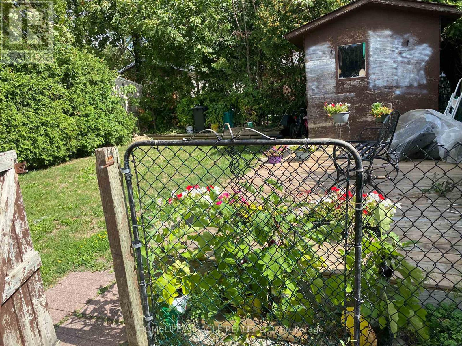 Main - 43 Corby Crescent, Brampton, Ontario  L6Y 1H3 - Photo 17 - W13724146