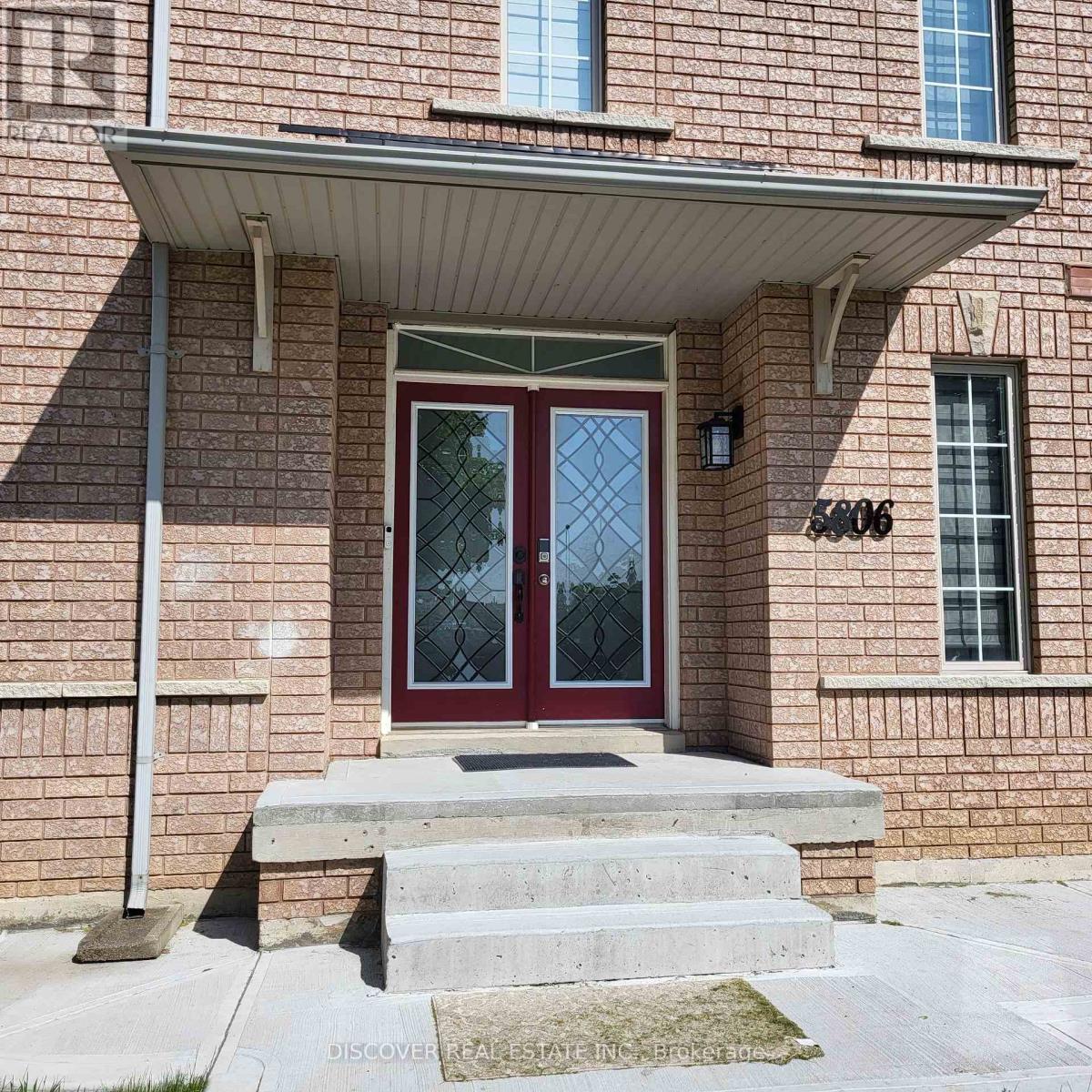 5806 Rainberry Drive, Mississauga, Ontario  L5M 6S2 - Photo 15 - W13724184