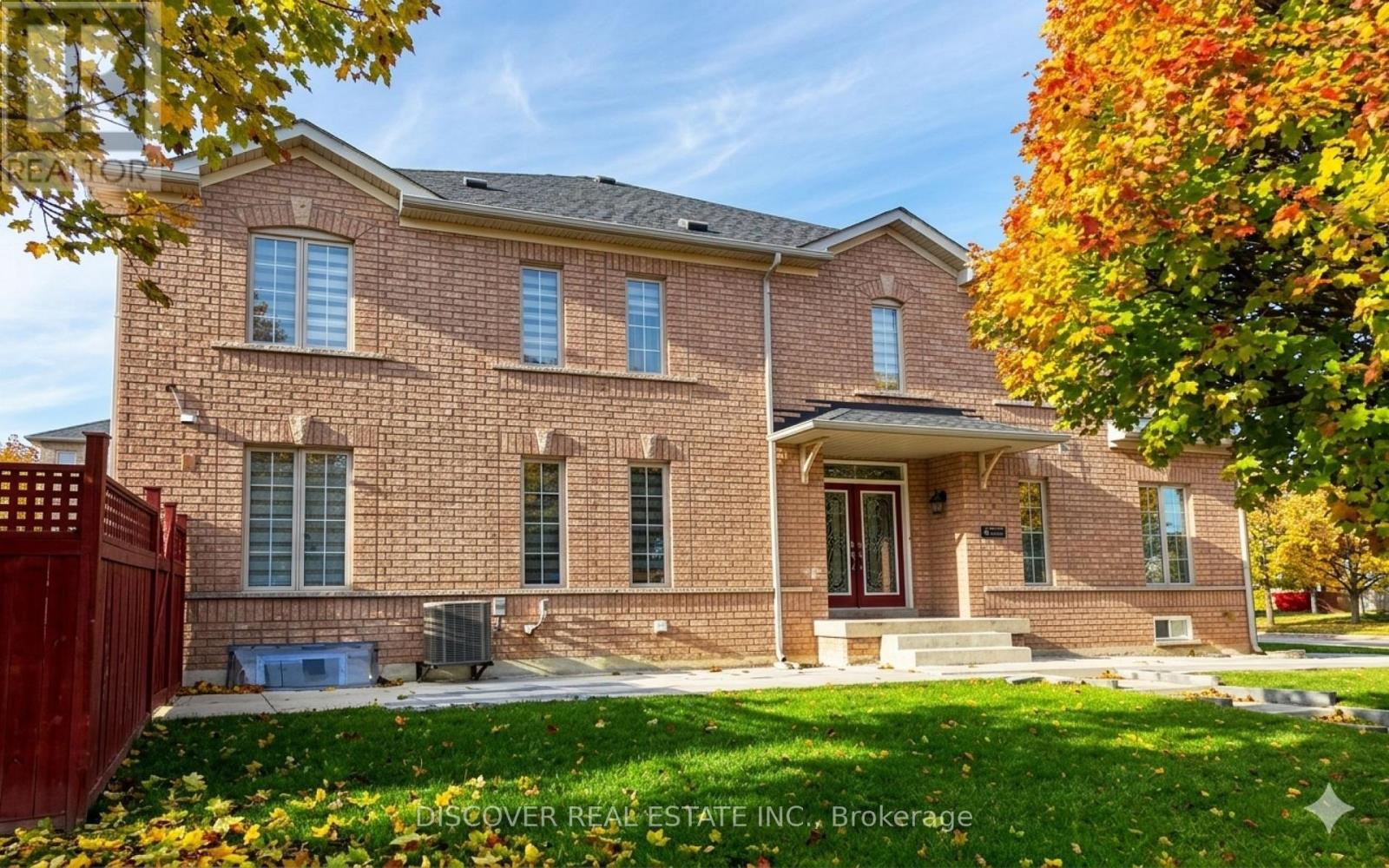 5806 Rainberry Drive, Mississauga, Ontario  L5M 6S2 - Photo 35 - W13724184