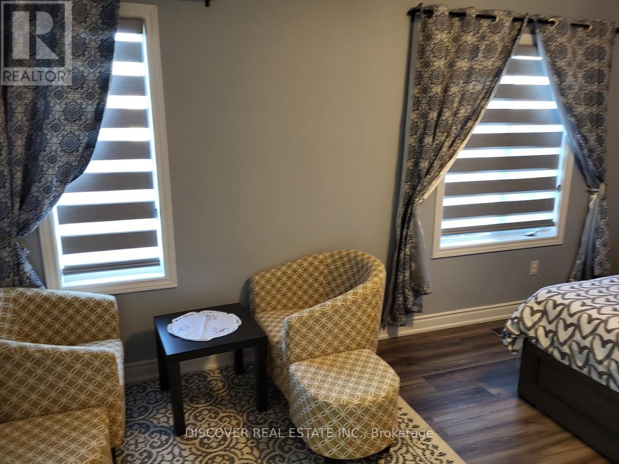 5806 Rainberry Drive, Mississauga, Ontario  L5M 6S2 - Photo 7 - W13724184