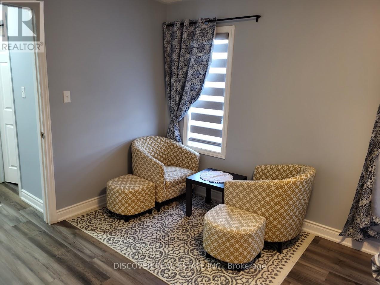 5806 Rainberry Drive, Mississauga, Ontario  L5M 6S2 - Photo 8 - W13724184