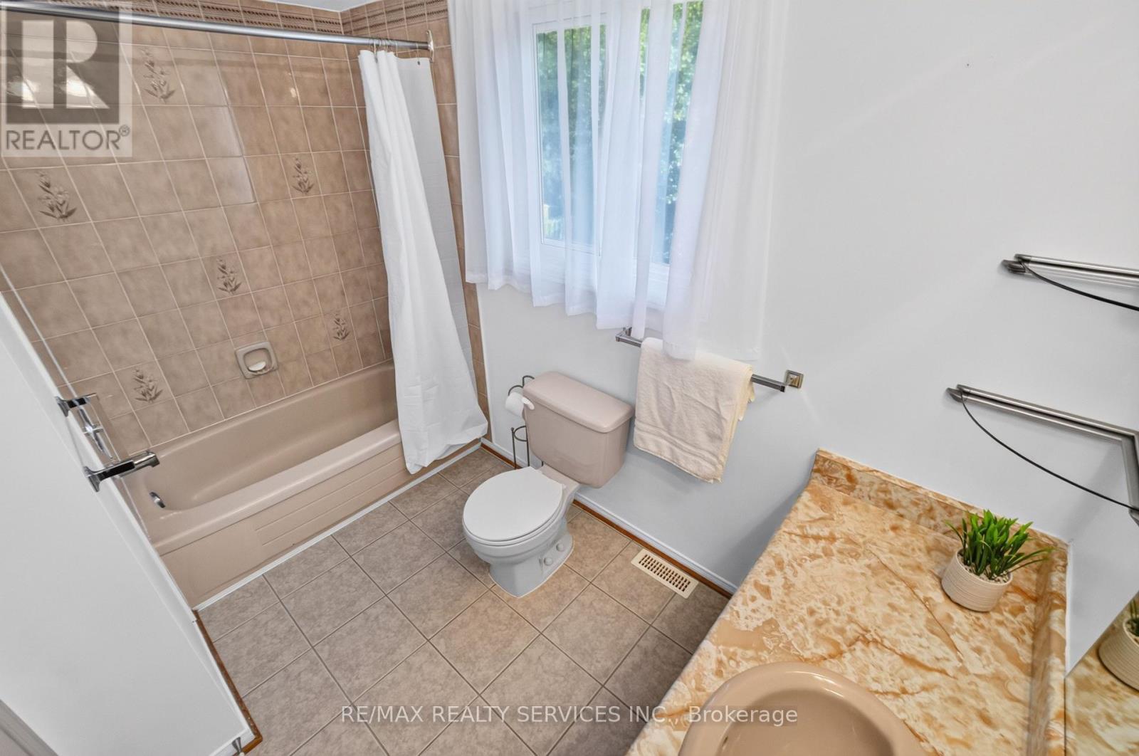 30 Nasmith Street, Brampton, Ontario  L6S 4Z2 - Photo 37 - W13724190