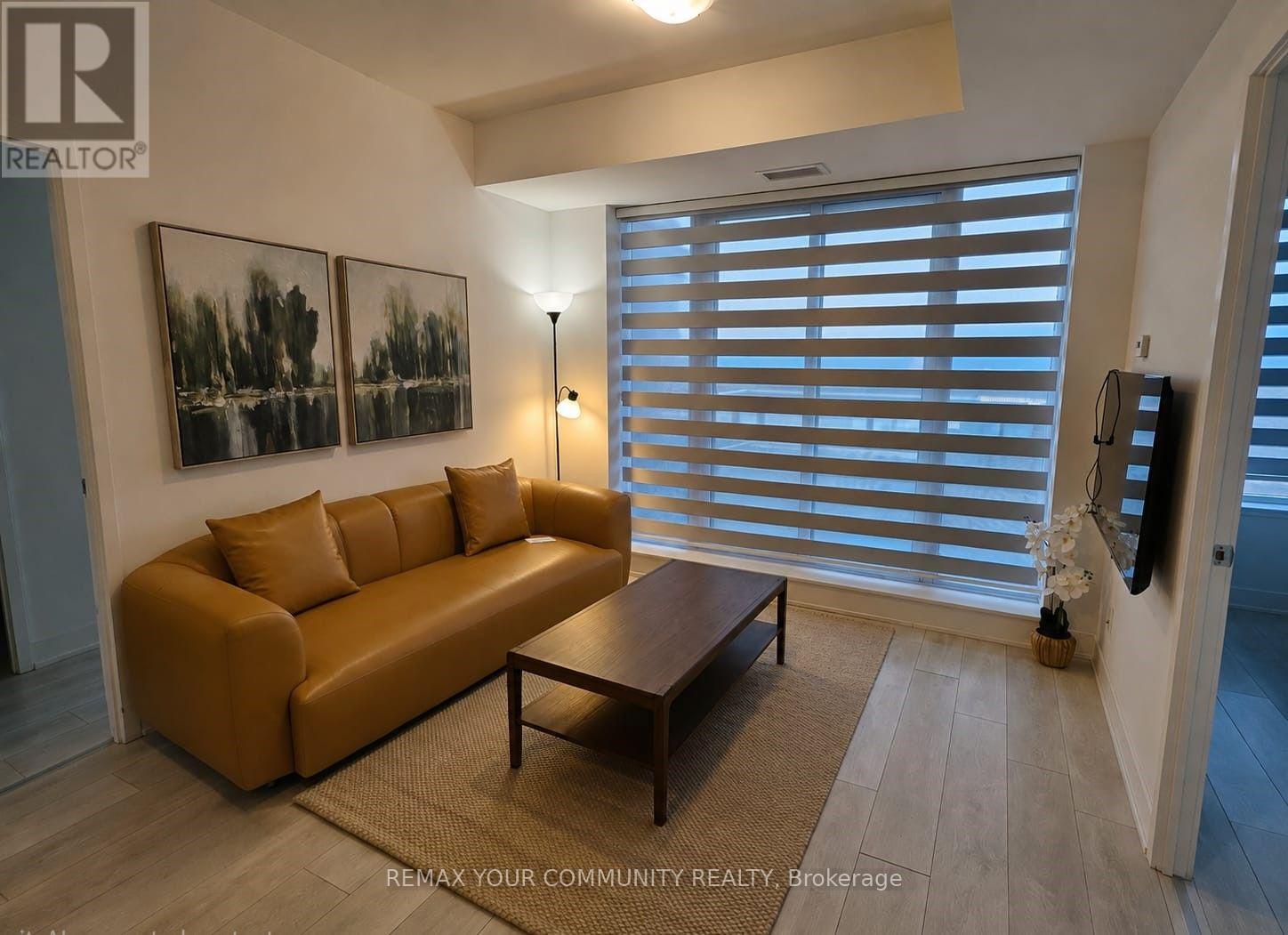 2010 - 297 Oak Walk Drive, Oakville, Ontario  L6H 6Z3 - Photo 6 - W13715116