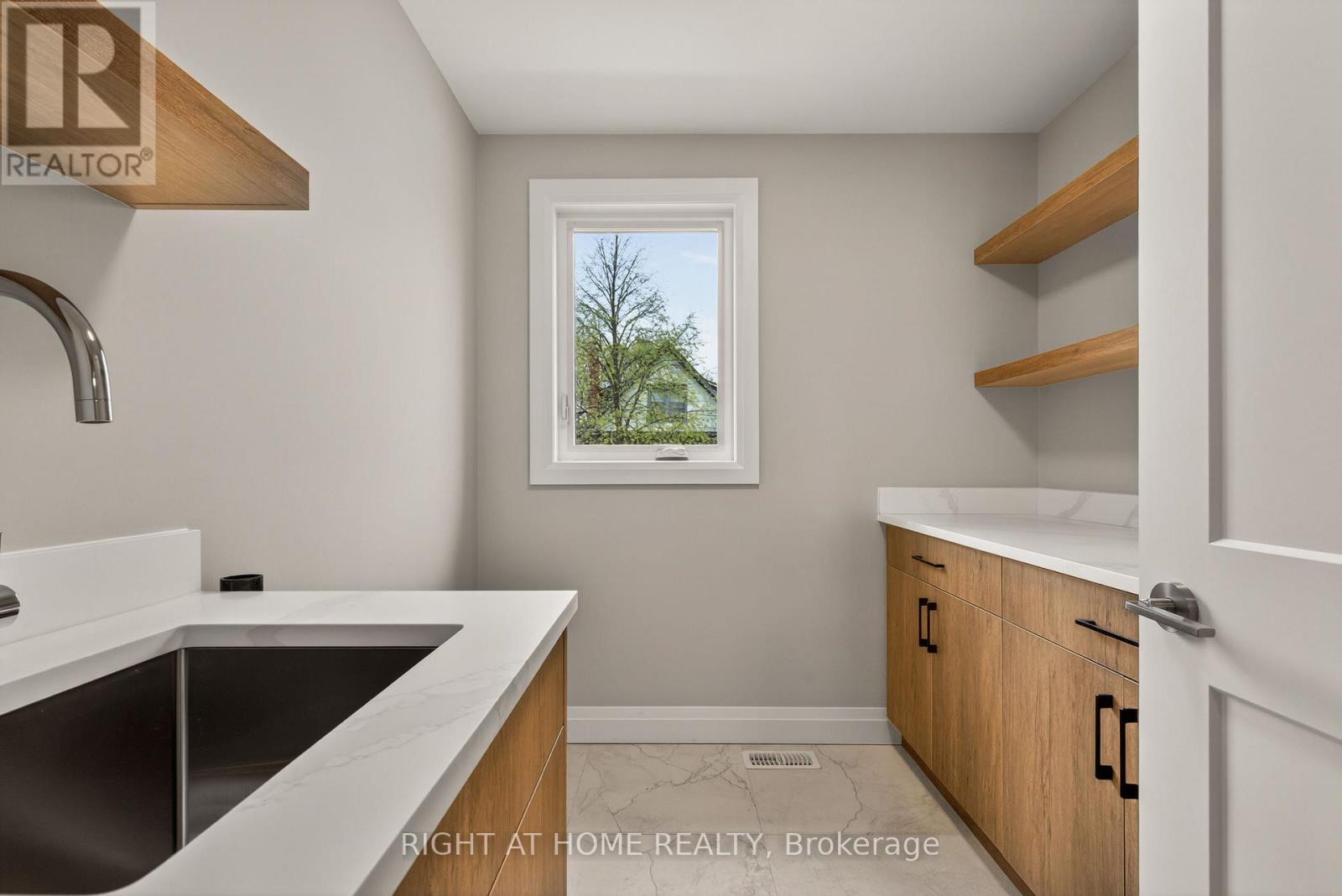 279 Hess Street S, Hamilton, Ontario  L8P 3P6 - Photo 32 - X13516588