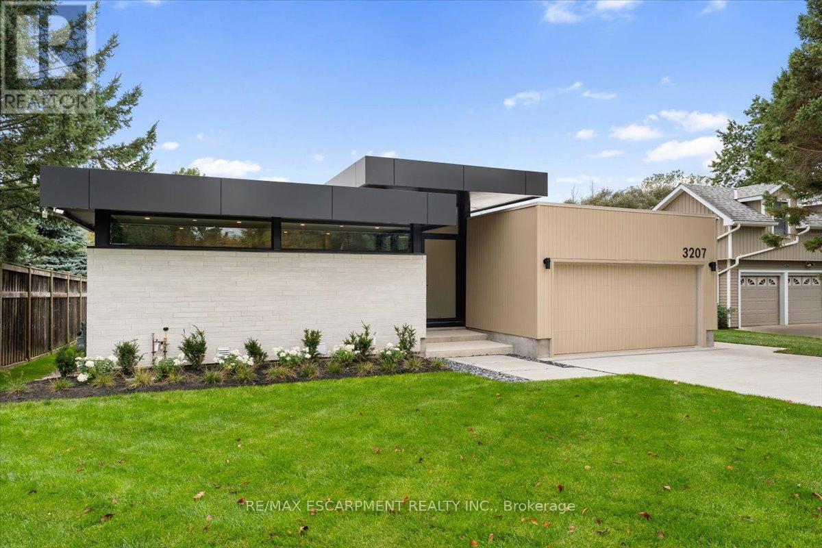 3207 Vivian Line 37, Stratford, Ontario  N5A 5E2 - Photo 2 - X13724152