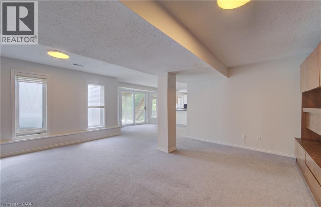 25 Idle Ridge Court, Kitchener, Ontario  N2A 3W3 - Photo 17 - 40857942
