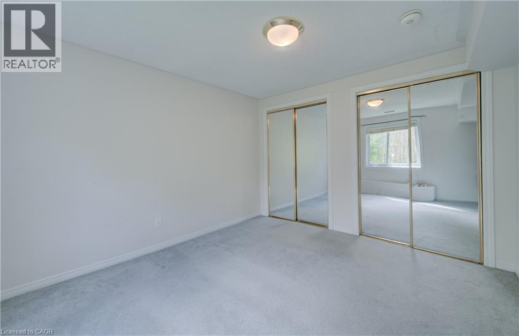 25 Idle Ridge Court, Kitchener, Ontario  N2A 3W3 - Photo 9 - 40857942
