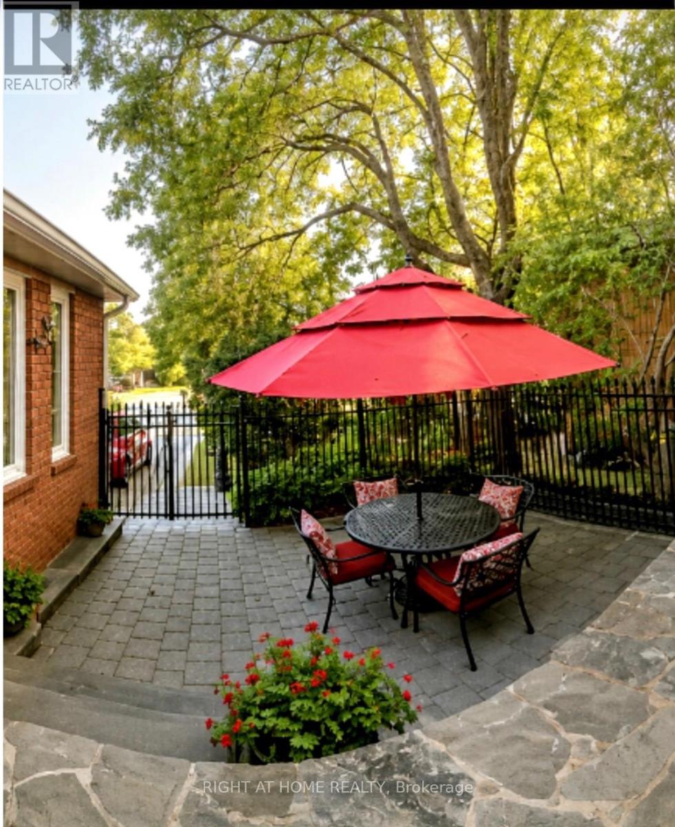 70 BELLONA STREET, Vaughan, Ontario
