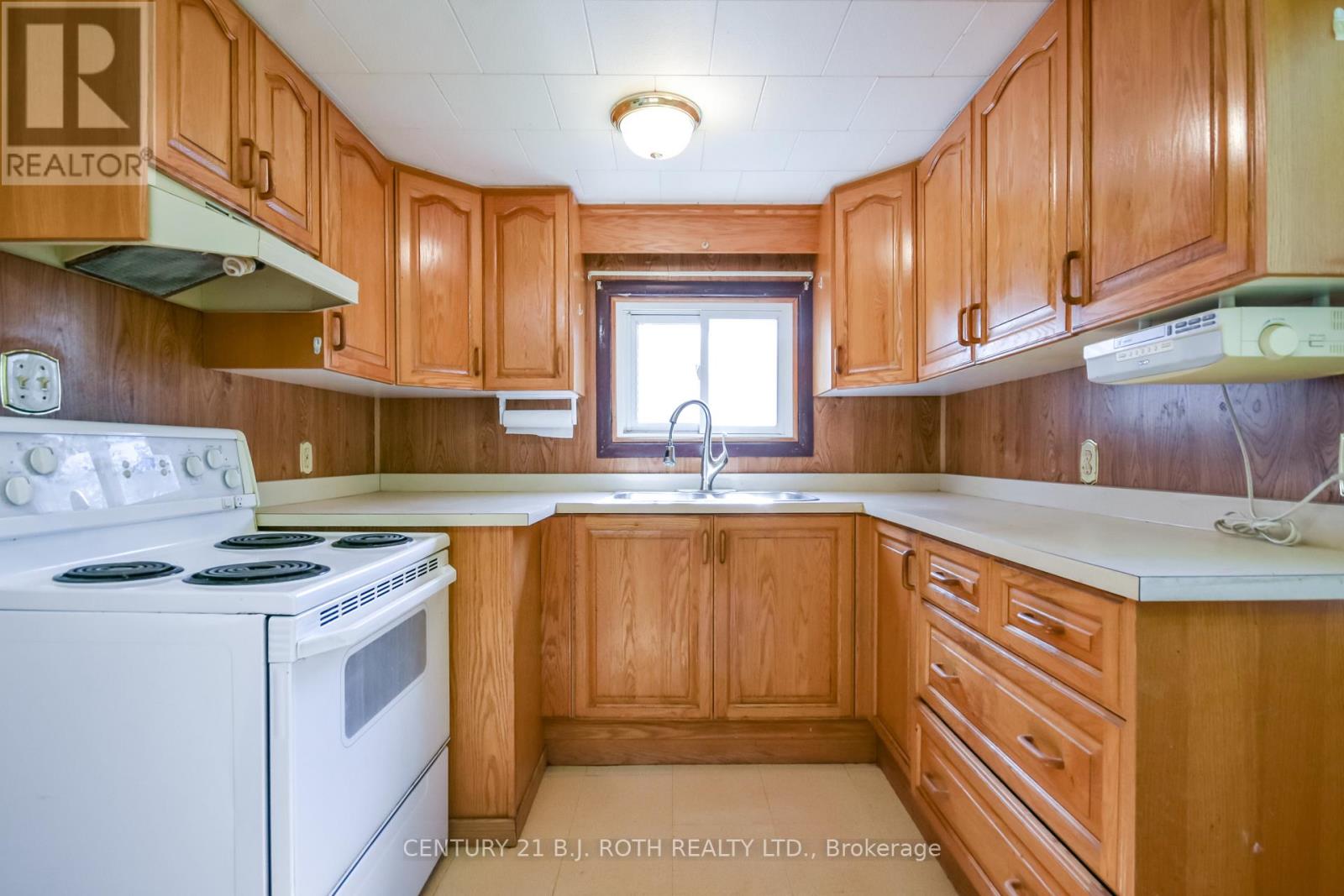 186 Oxford Street, Orillia, Ontario  L3V 1H5 - Photo 12 - S13705528