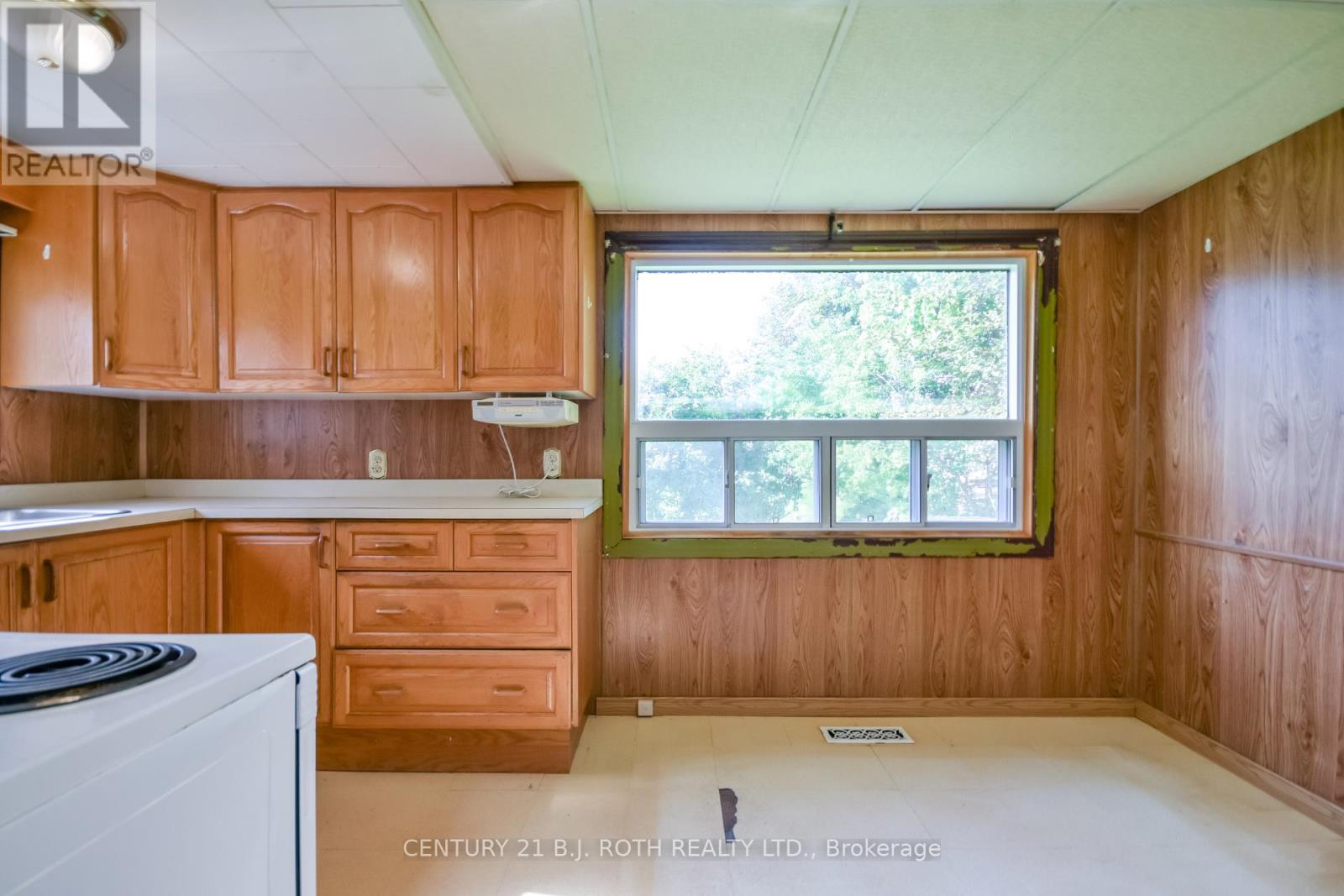 186 Oxford Street, Orillia, Ontario  L3V 1H5 - Photo 15 - S13705528