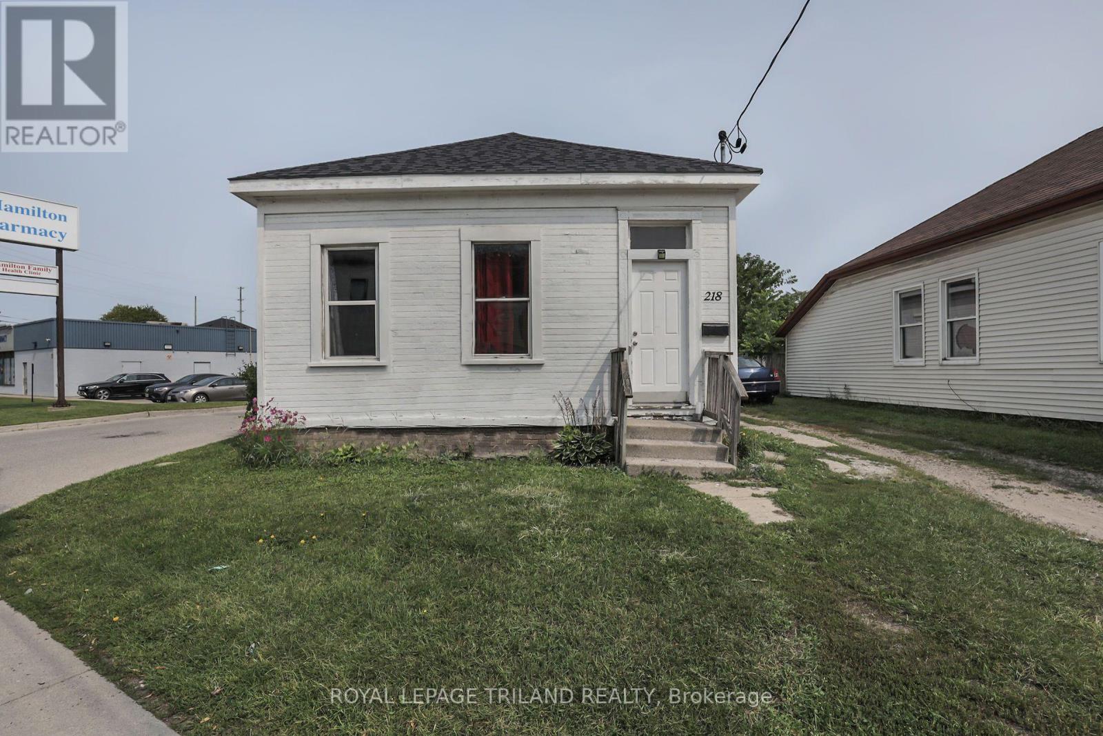 $1,450 Monthly1 - 218 Hamilton Road, London East, Ontario