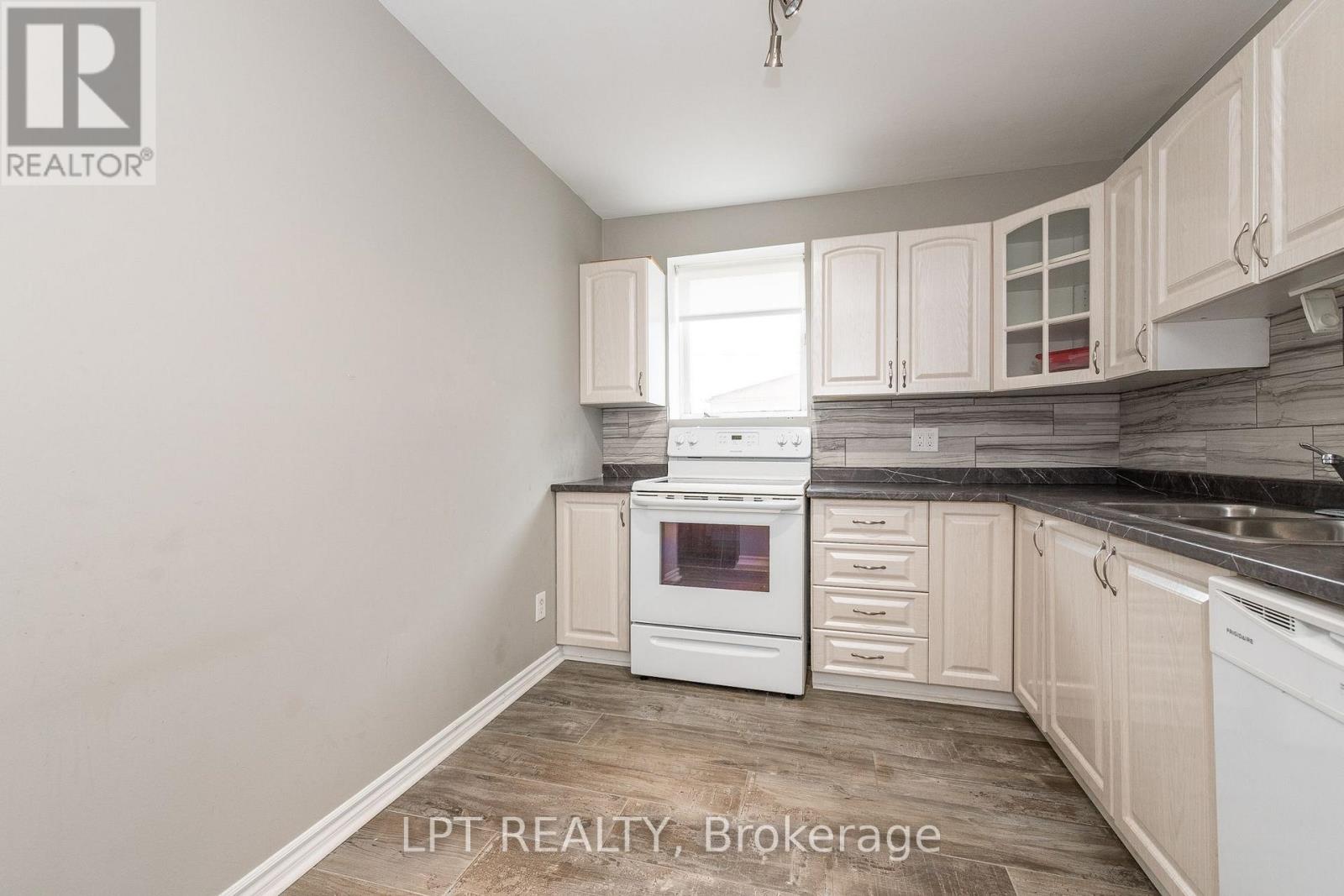 1474 Goth Avenue, Ottawa, Ontario  K1T 1E4 - Photo 14 - X13724202