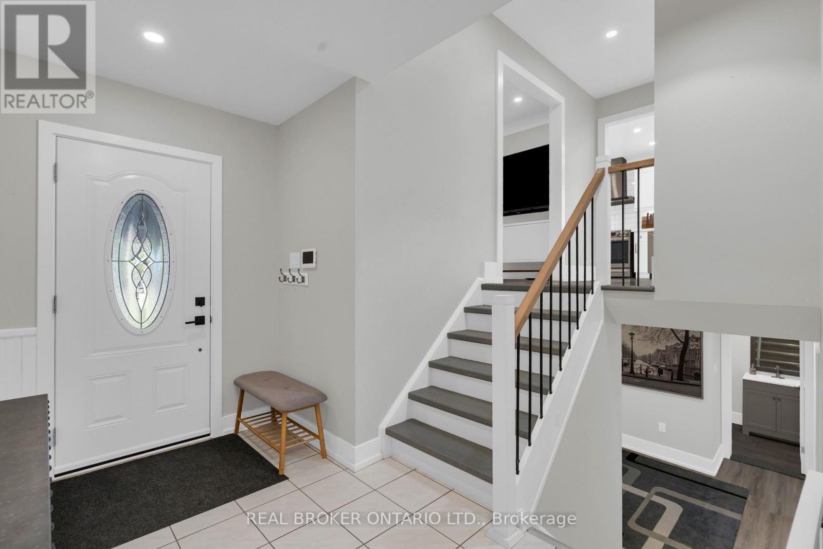975 Sunnidale Road, Springwater, Ontario  L9X 0T6 - Photo 8 - S13724206