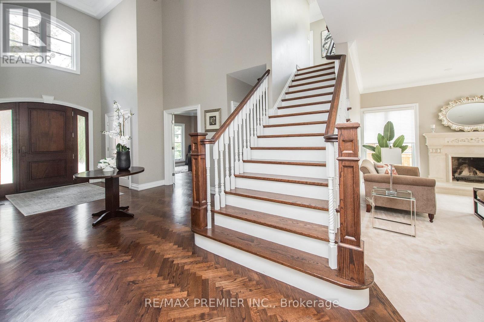 2064 Dickson Road, Mississauga, Ontario  L5B 1Y6 - Photo 12 - W13723862