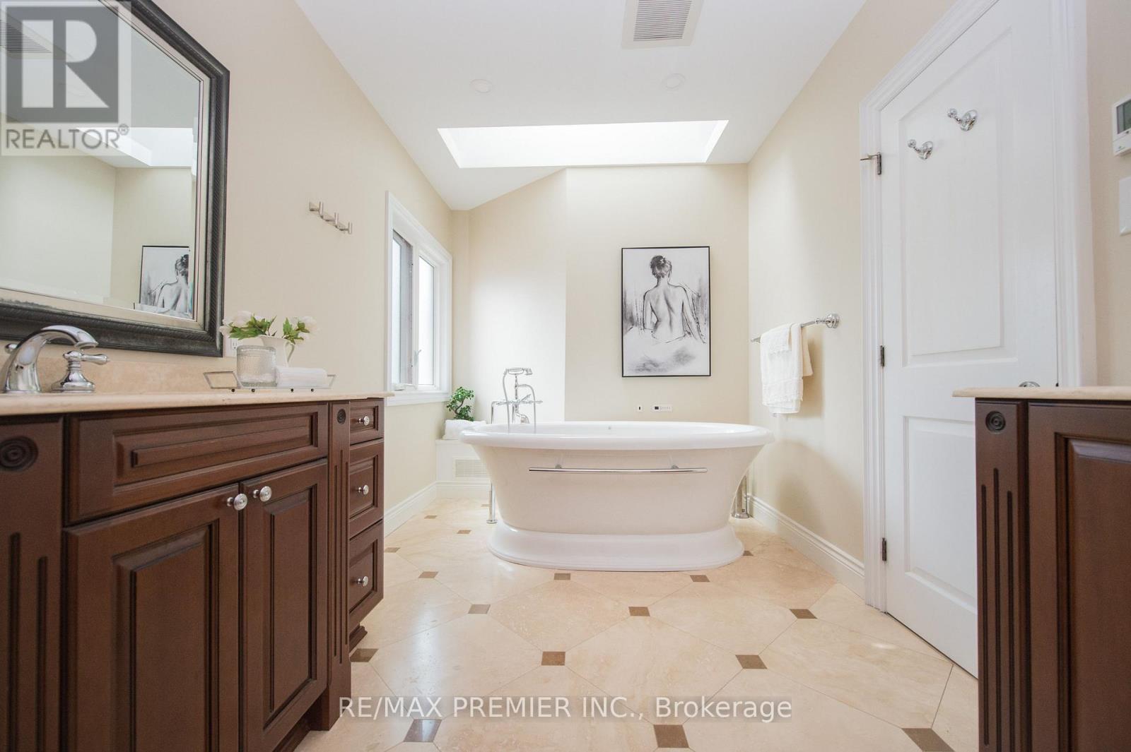 2064 Dickson Road, Mississauga, Ontario  L5B 1Y6 - Photo 36 - W13723862