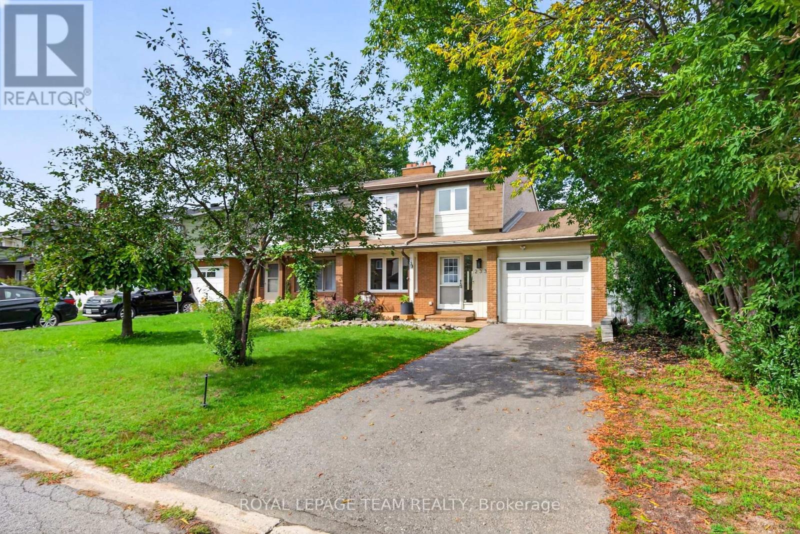 2333 Cotters Crescent, Ottawa, Ontario  K1V 8Y7 - Photo 2 - X13724258