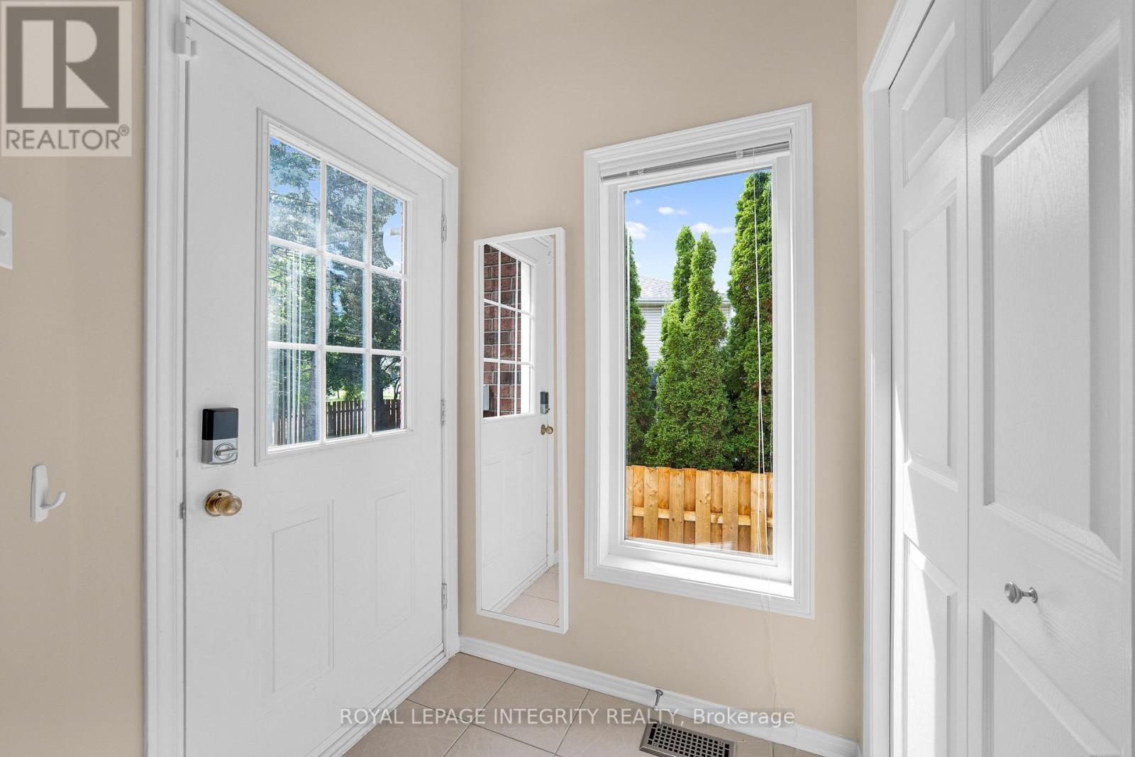 133 Mountshannon Drive, Ottawa, Ontario  K2J 4M5 - Photo 3 - X13724276