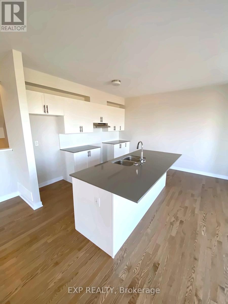 214 Conservancy Drive, Ottawa, Ontario K2J 7M5 - Photo 3 - X13724278