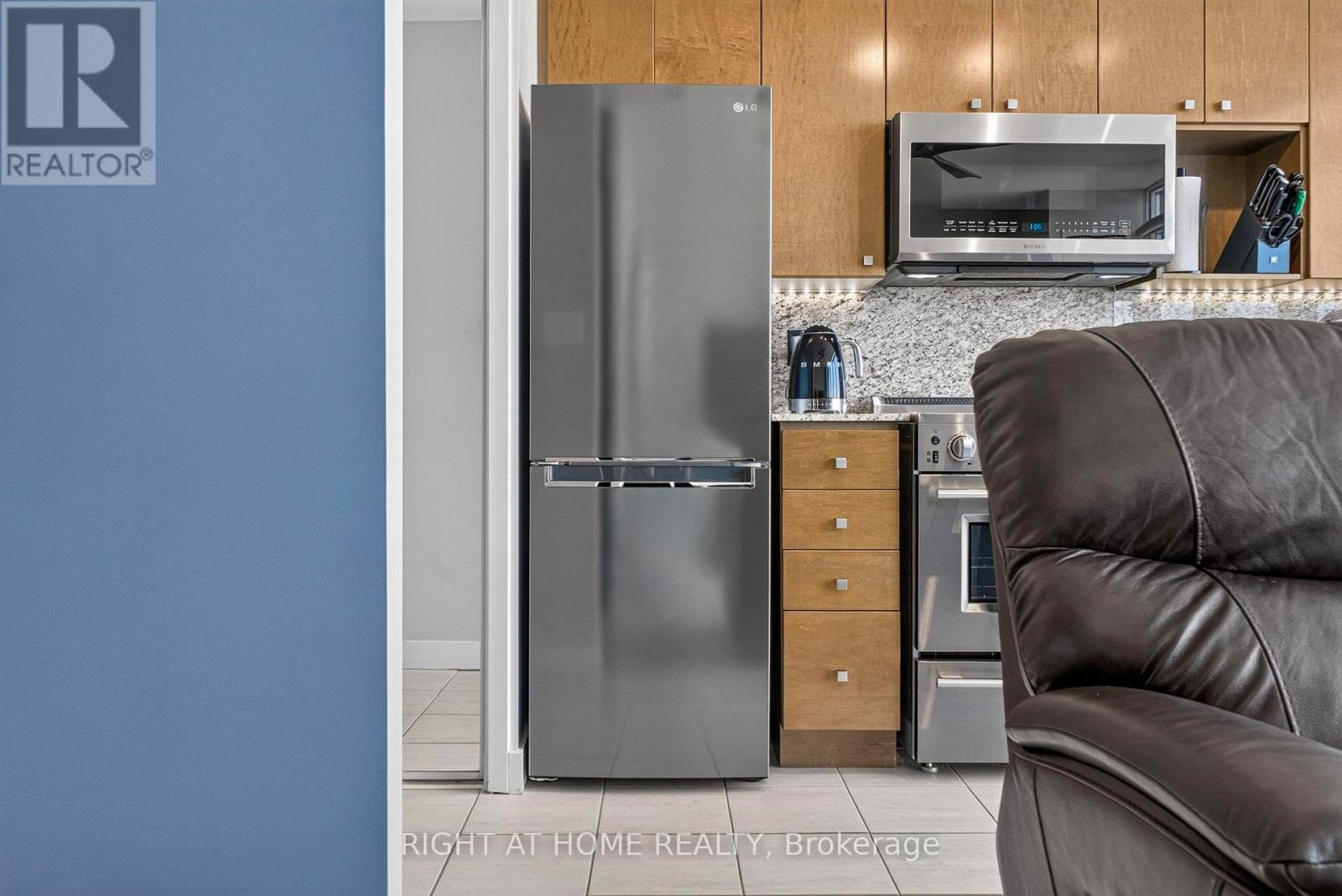 5509 - 11 Brunel Court, Toronto, Ontario  M5V 3Y3 - Photo 10 - C13724244