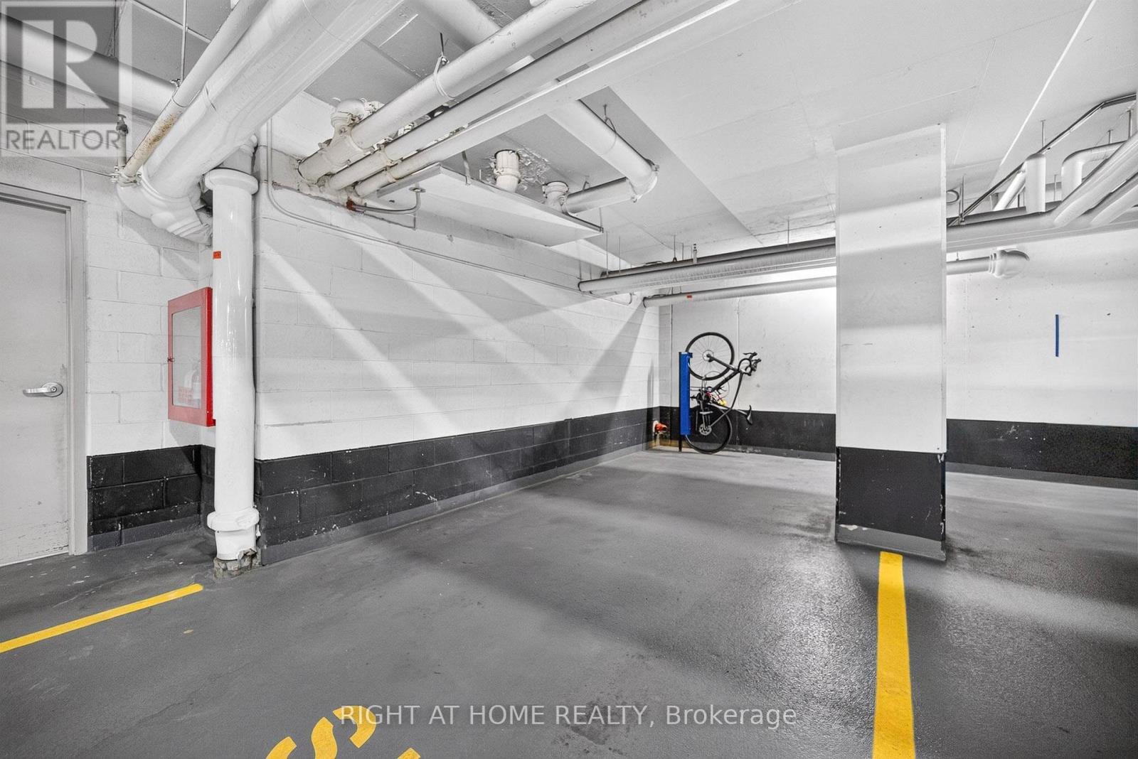 5509 - 11 Brunel Court, Toronto, Ontario  M5V 3Y3 - Photo 16 - C13724244